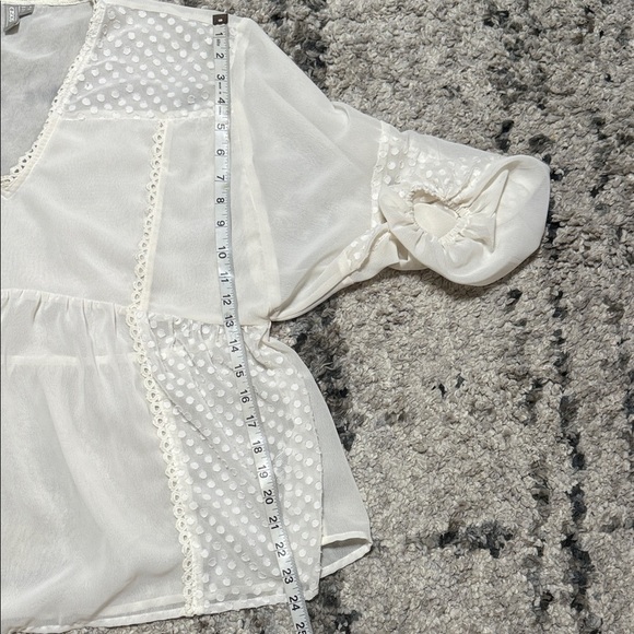 ASOS Cream Blouse with Lace Detail - Picture 4 of 9